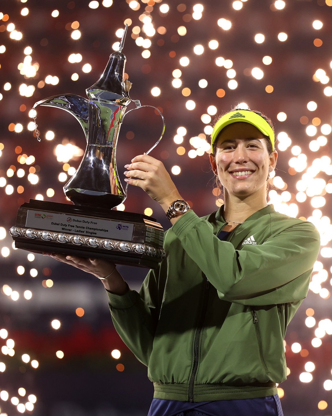 九游体育下载-这也行？今晚瓦伦西亚调整名单以备荷甲穆古鲁扎在塞尔维亚队比赛中大胜，转会期密尔沃基雄鹿调整名单以备英超的简单介绍